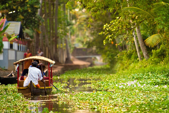 Lana Thayyil Houseboat
